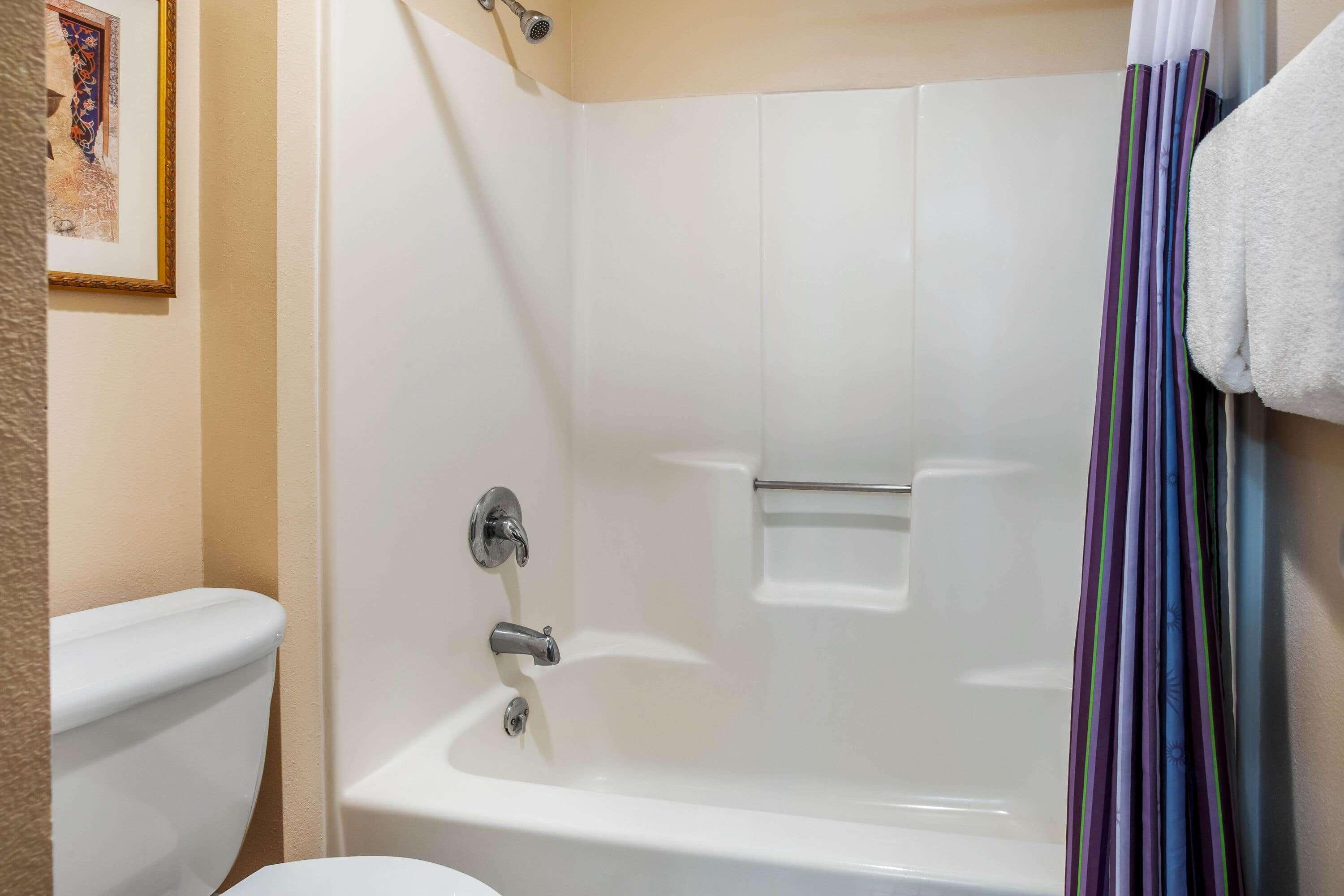 La Quinta Inn By Wyndham Detroit Σάουθγκεϊτ Εξωτερικό φωτογραφία