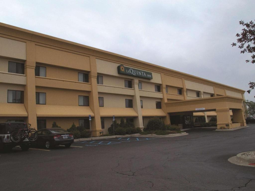 La Quinta Inn By Wyndham Detroit Σάουθγκεϊτ Εξωτερικό φωτογραφία